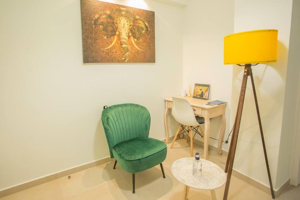 350M From Museum Of Acropolis A Cozy & Quiet House Apartamento Atenas Exterior foto
