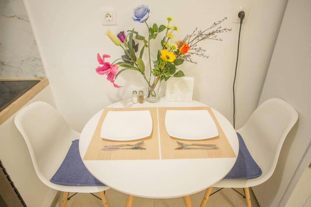 350M From Museum Of Acropolis A Cozy & Quiet House Apartamento Atenas Exterior foto